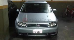 Volkswagen Golf ()