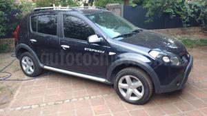 Renault Sandero Stepway 1.6 Confort