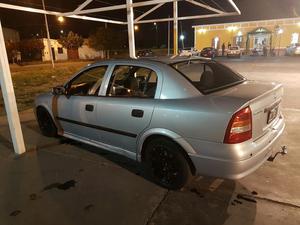 Vendo Astra  Titular