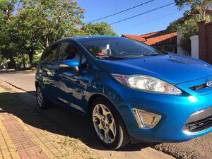 Ford Fiesta Kinetic Design Titanium Full 