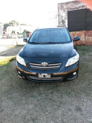 Vendo Toyota Corolla  con Cuero