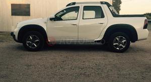 Renault Duster Oroch ()