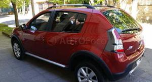 Renault Sandero Stepway ()