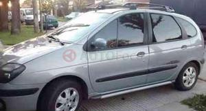 Renault Scenic ()