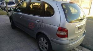 Renault Scenic ()