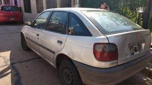 Volkswagen Pointer GLi 1.8 usado  kms