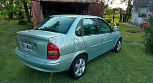 Chevrolet Corsa ()