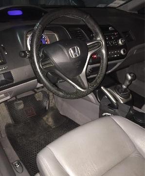 Honda Civic LXS 1.8 MT usado  kms