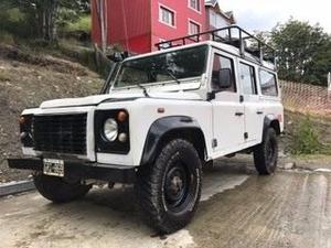 Land Rover Defender 110 SW TD5 AA