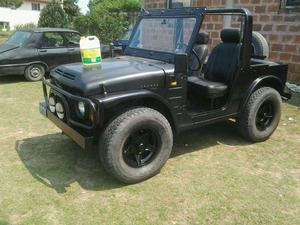 VENDO O PERMUTO SUZUKI LJ 80 4X4