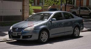 Volkswagen Vento ()