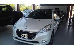 Peugeot 208 año  nafta