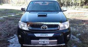 Toyota Hilux ()