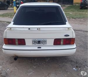 Vendo ford escort xr3 full full con aire.