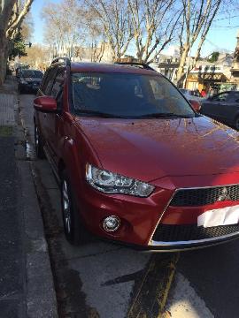 Mitsubishi Outlander GLS 2.4 Full Cuero usado  kms