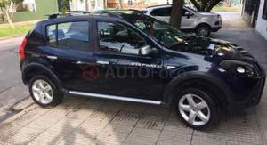 Renault Sandero Stepway ()