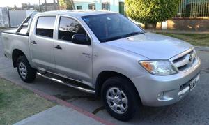 VENDO EXCELENTE TOYOTA HILUX  OPORTUNIDADUNICA