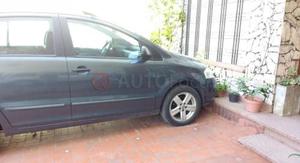 Volkswagen Suran ()