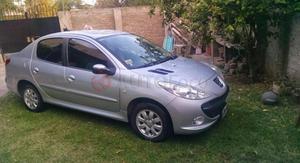 Peugeot 207 Compact ()