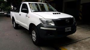 Toyota Hilux Cabina Simple DX Pack 2.5 Diesel 4x2 MT5