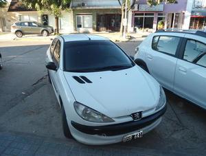 PEUGEOT 206 XRD.