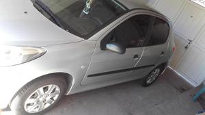 Peugeot  Dueña vende. $  