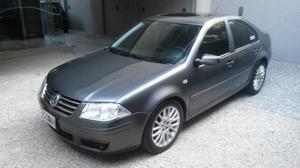 Volkswagen Bora 1.8 T Highline usado  kms