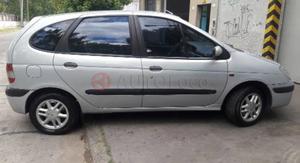 Renault Scenic ()