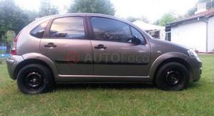 Citroen C)