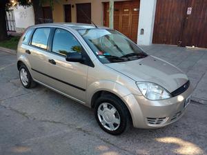 Ford fiesta  nafta 1.6 impecable