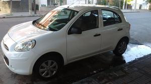 NISSAN MARCH  IMPECABLE!!!!!!