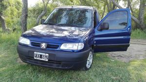 Vendo Peugeot Partner  Nafta/gnc