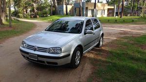 Volkswagen Golf 1.6 Comfortline 