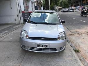 Ford Fiesta Ambiente usado  kms