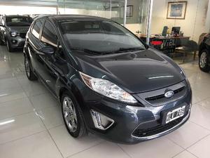 Ford Fiesta Kinetic Titanium 1.6L nafta 5P usado 