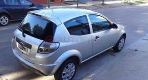 Ford KA ()