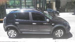 Renault Sandero Stepway Fase II Confort V usado 