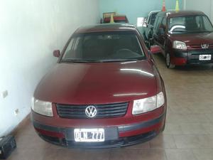 Vendo Vw Passat 1.8 T Nafta Mecánica Ece