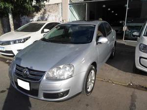 Volkswagen Vento 1.9 TDI Luxury Wood MT (105cv)