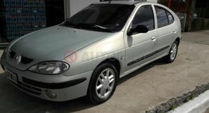 Renault Megane )