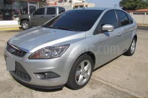 Ford Focus 5P 2.0L Trend