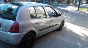 Renault Clio ()