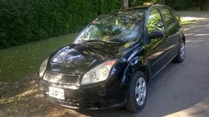 Ford Fiesta Ambiente Plus usado  kms