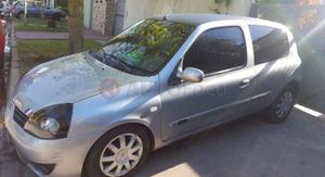 Renault Clio ()