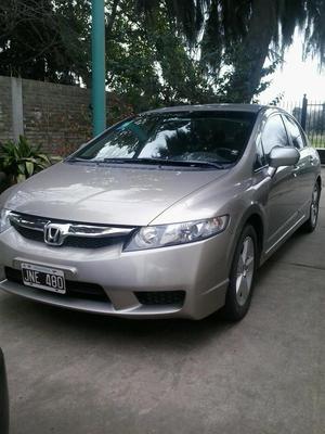 VENDO O PTO HONDA CIVIC LXS 