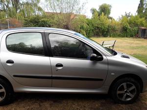 Vendo peugeot diesel full impecable.