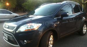 Ford Kuga ()