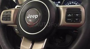 Jeep Grand Cherokee ()