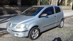 Volkswagen Fox Comfortline 3P usado  kms