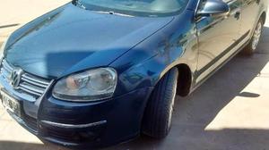 Volkswagen Vento 2.5 Luxury usado  kms